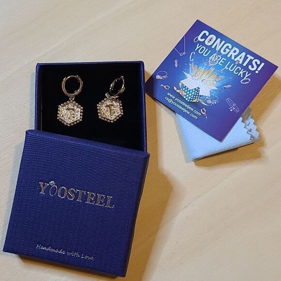 ⚠️Must Bundle⚠️ YOOSTEEL "T" letter earings. Gold plated. - Picture 3 of 3